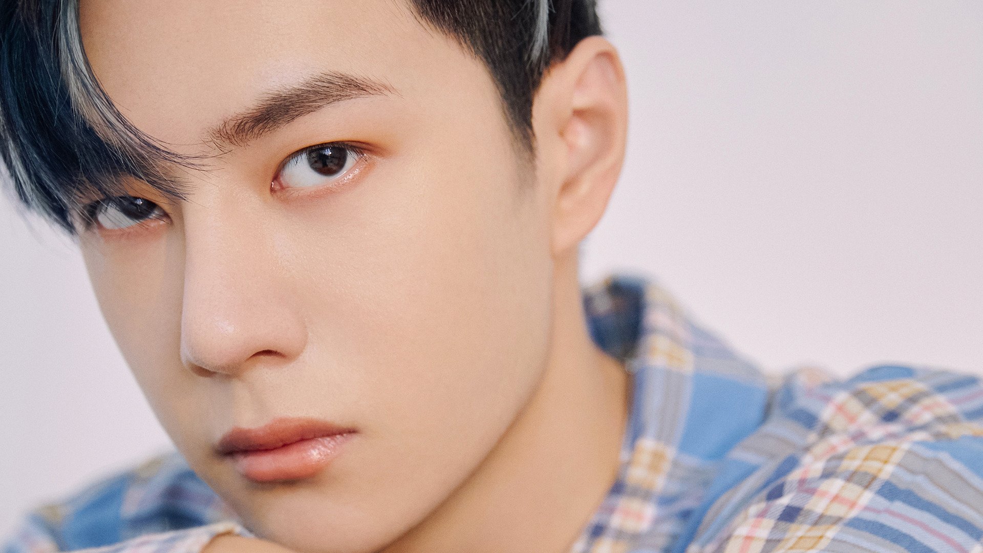 开云体育官网上-达里尔·基：他以完美的防守技巧和强悍的身体对抗能力稳固了全黑队防线